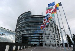 European-Parliament-Building-With-Flags