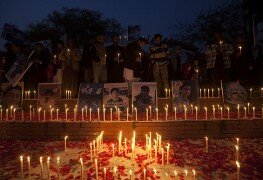 peshawar-candle_vi_3143405b